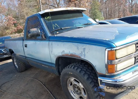 1990 Chevrolet Gmt-400 K1500 из США, поврежденный, VIN 1GCDK14K4LE237353